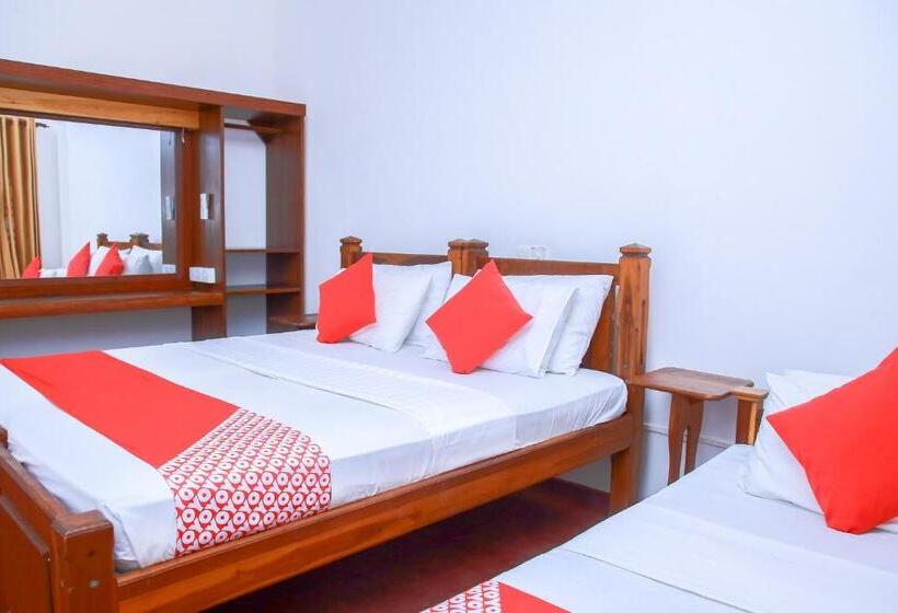 فندق Surf Sea Breeze