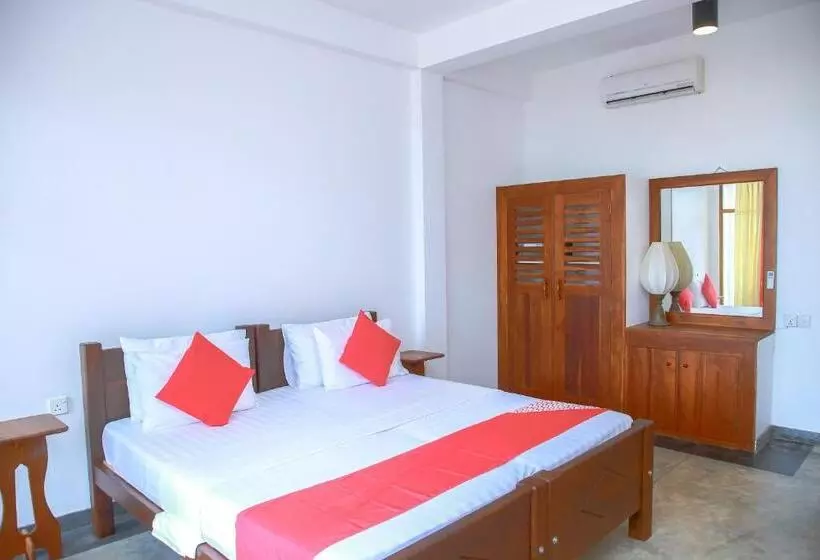 Hotel Surf Sea Breeze