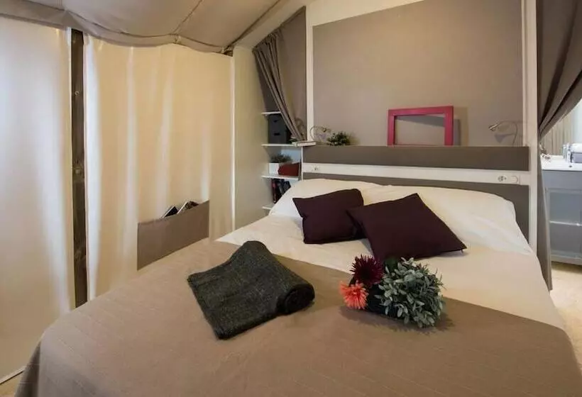 Hotelli Vallicella Glamping Resort