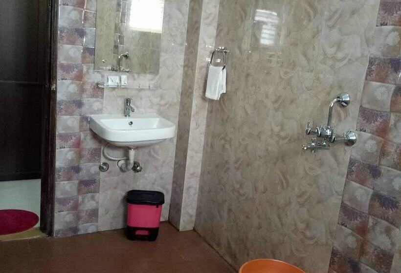 Nocleg ze śniadaniem Krtatithya