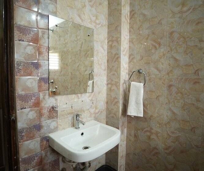 Nocleg ze śniadaniem Krtatithya