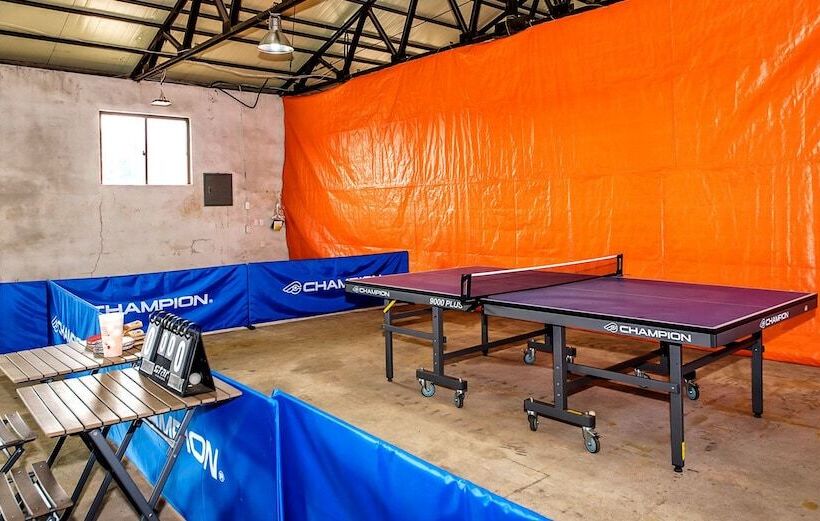 פנסיון Jeju Green Pampas