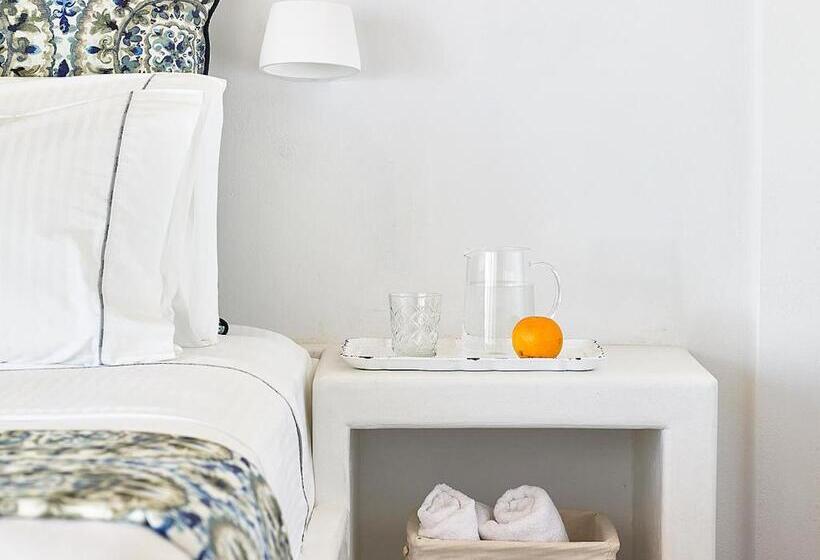 פנסיון Lithos Luxury Rooms