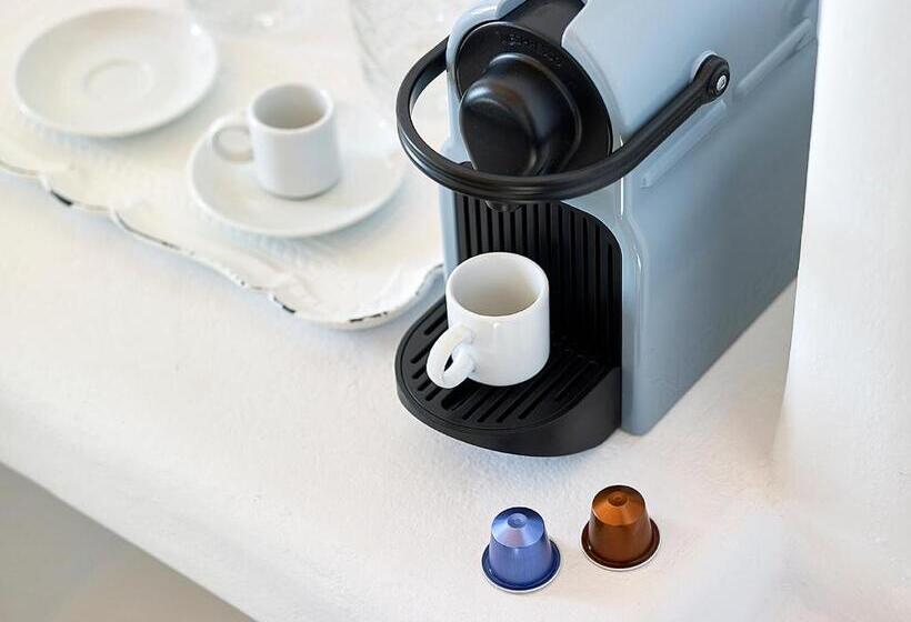 פנסיון Lithos Luxury Rooms