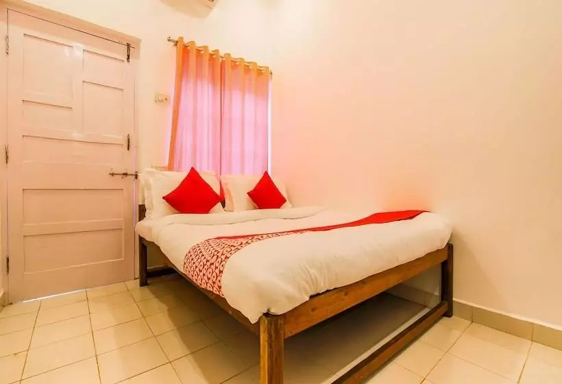 ホテル Arambol Plaza Beach Resort By Oyo Rooms