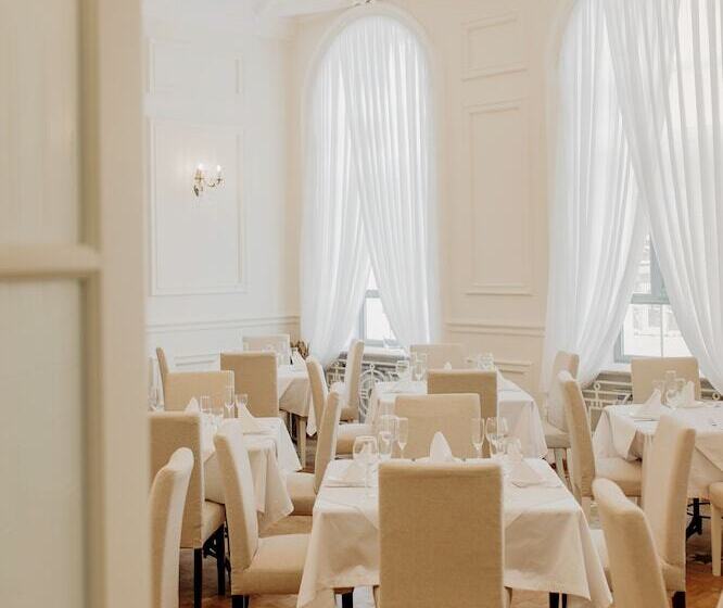 فندق Dom Sivre Boutique