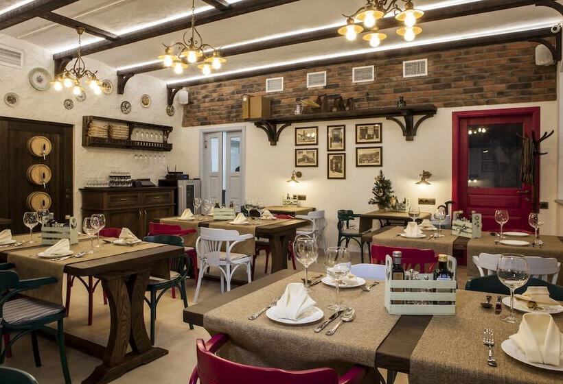 فندق Dom Sivre Boutique