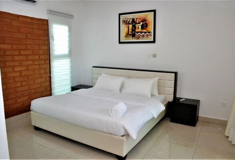 Отель Ivoire Lodge