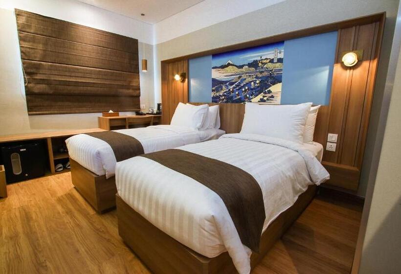 فندق Kuretakeso Kemang