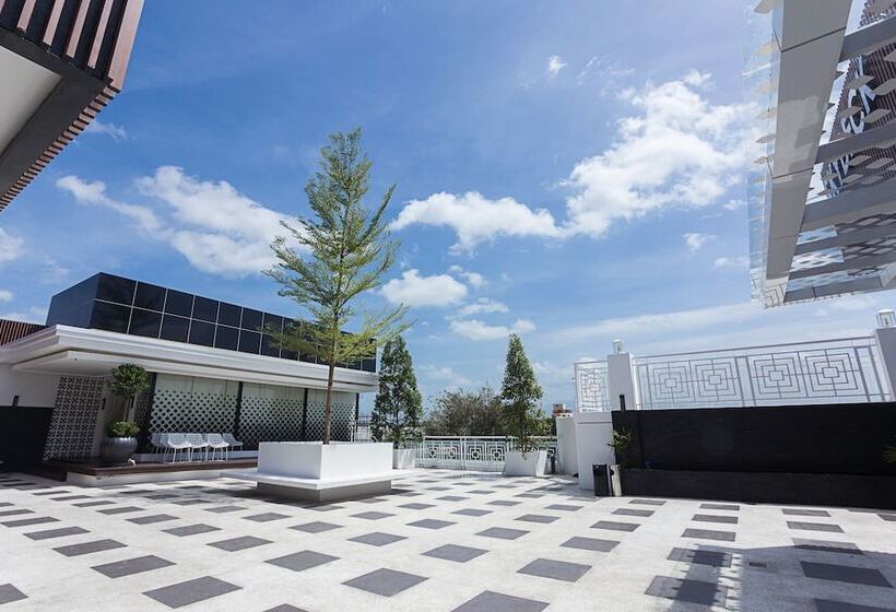 Hotel Stonehill Suites