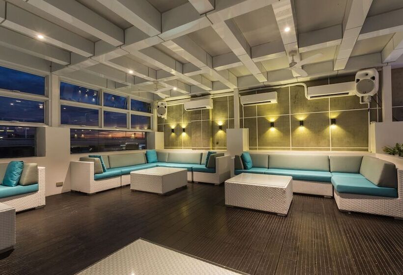 Hotel Stonehill Suites