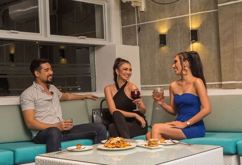 Hotel Stonehill Suites