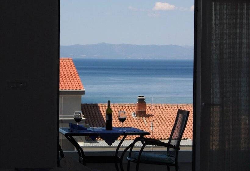 پانسیون Apartments Dany