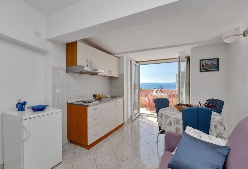 پانسیون Apartments Dany