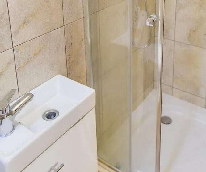 ペンション Hoża Apartments And Rooms