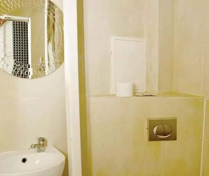 پانسیون Hoża Apartments And Rooms