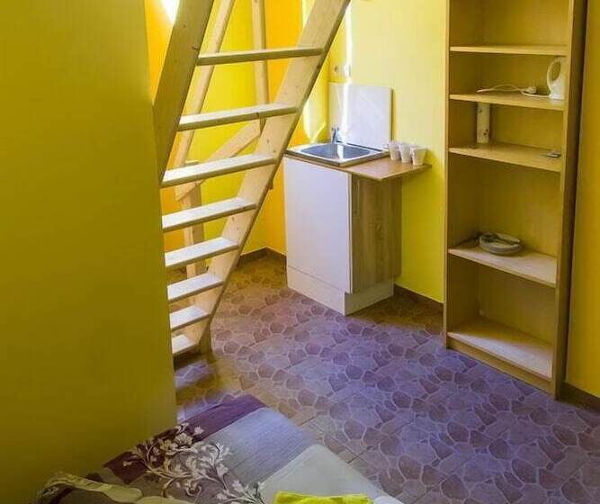 ペンション Hoża Apartments And Rooms