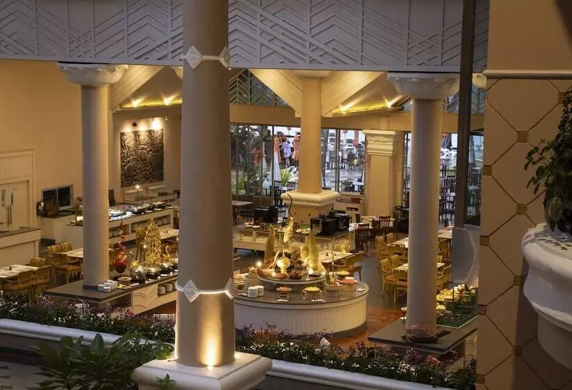 Курорт Beyond Kata