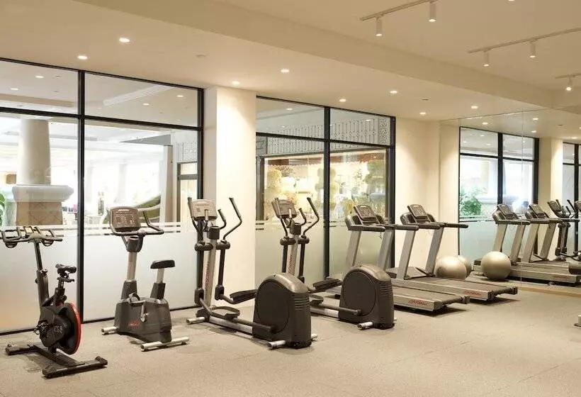 Курорт Beyond Kata