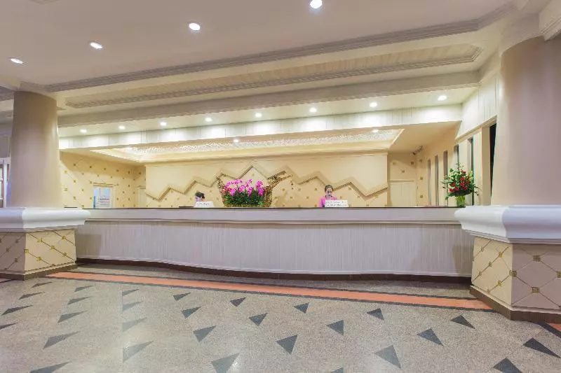 Курорт Beyond Kata