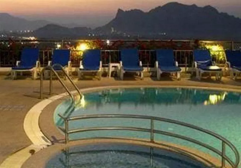 ホテル Gems Cha Am