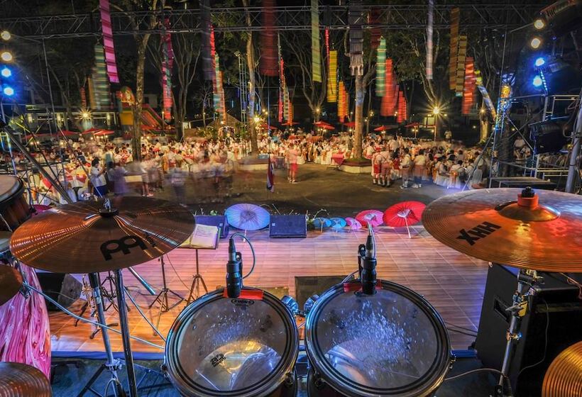 Suan Bua Hotel & Resort