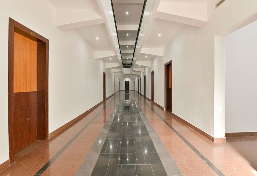 Hotel Aar Palmyra Regency By Oyo Rooms