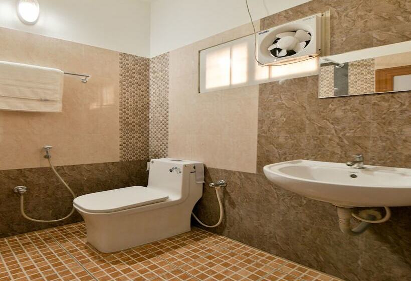 Hotel Aar Palmyra Regency By Oyo Rooms