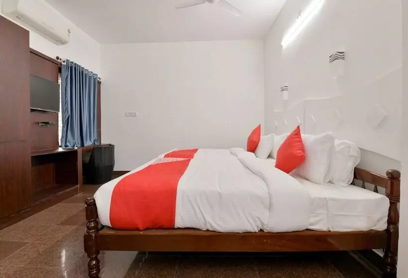 ホテル Aar Palmyra Regency By Oyo Rooms