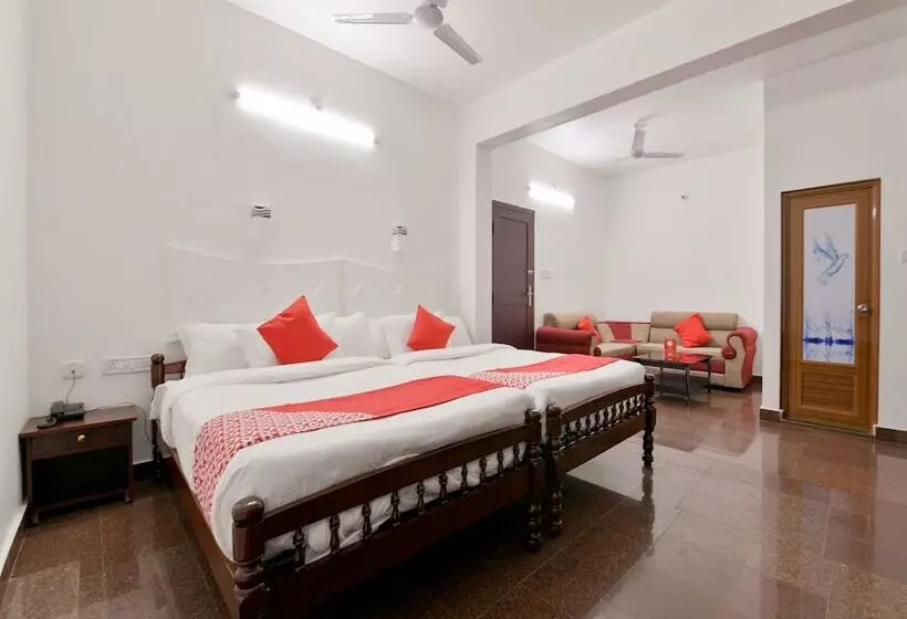 ホテル Aar Palmyra Regency By Oyo Rooms