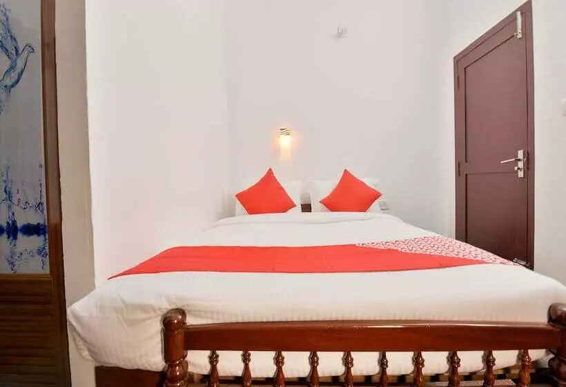 ホテル Aar Palmyra Regency By Oyo Rooms