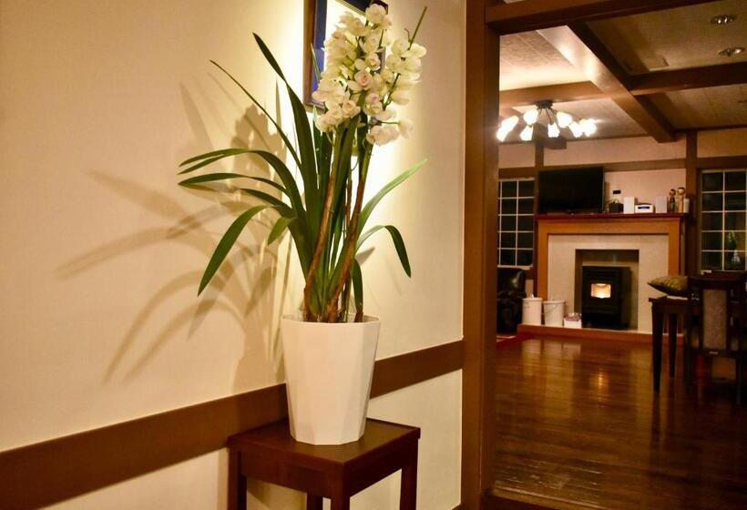 בית מלון כפרי Altitude Madarao