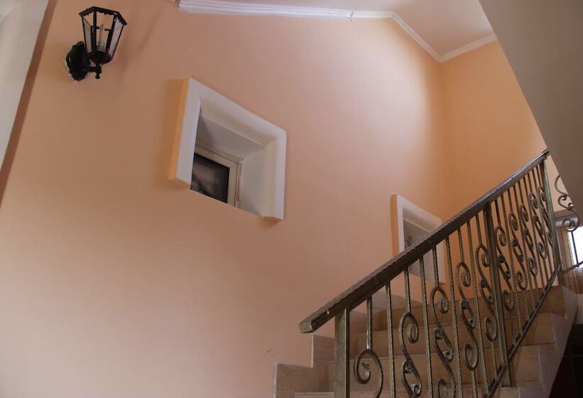 בית מלון כפרי Margo