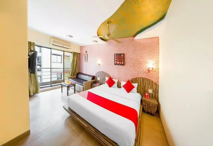 ホテル Neeta's Inn By Oyo Rooms