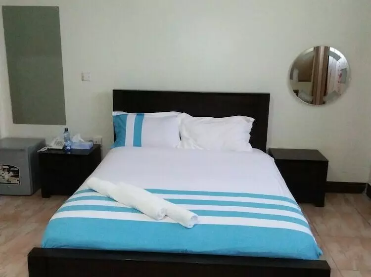 Newstead Hotel Naivasha