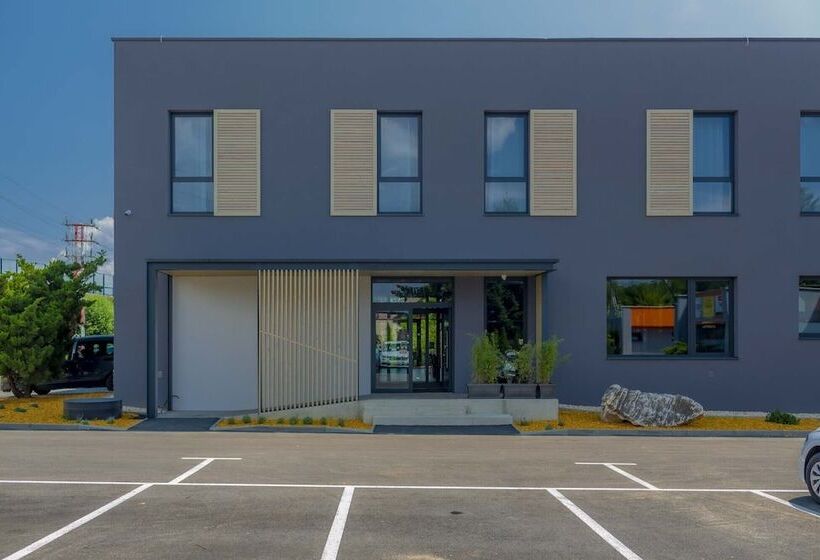 酒店 & Restaurant Resort Barca Campsite