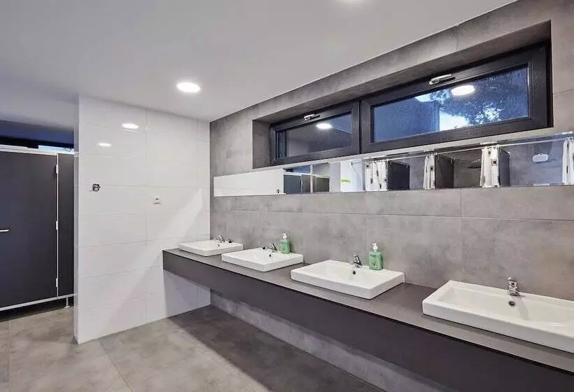 هتل & Restaurant Resort Barca    Campsite