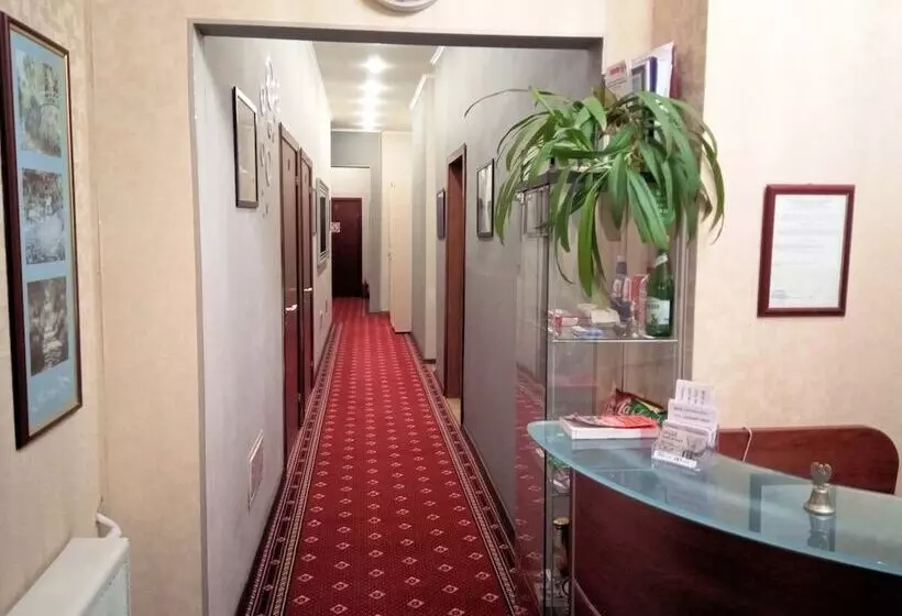 Mini Hotel Mone
