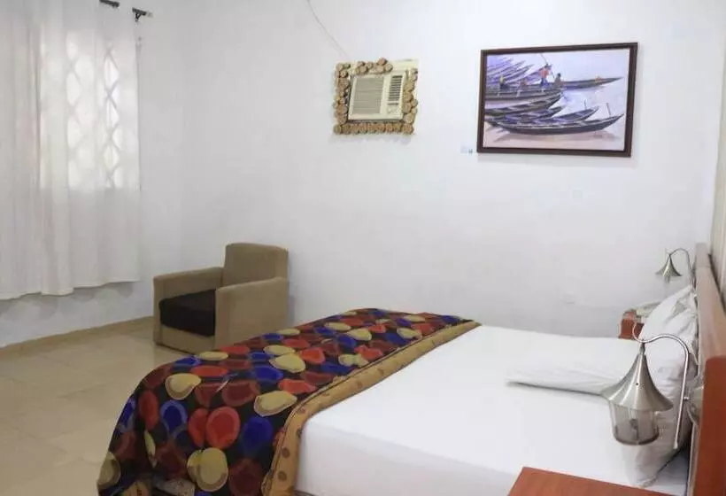 پانسیون Naturemark Gallery And Guest House