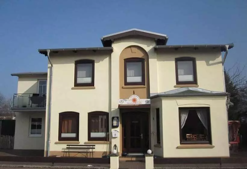 ペンション Zimmer Wolkenlos