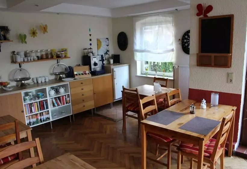 ペンション Zimmer Wolkenlos