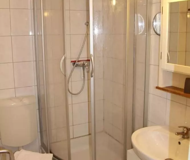 ペンション Zimmer Wolkenlos