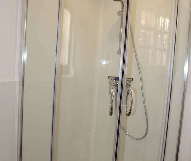 بنسيون Zimmer Wolkenlos