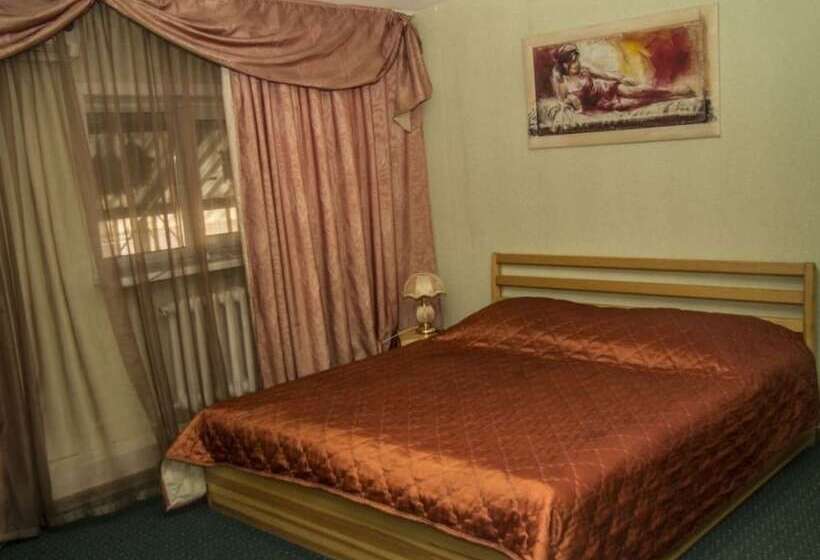 مسافرخانه Zagorodniy