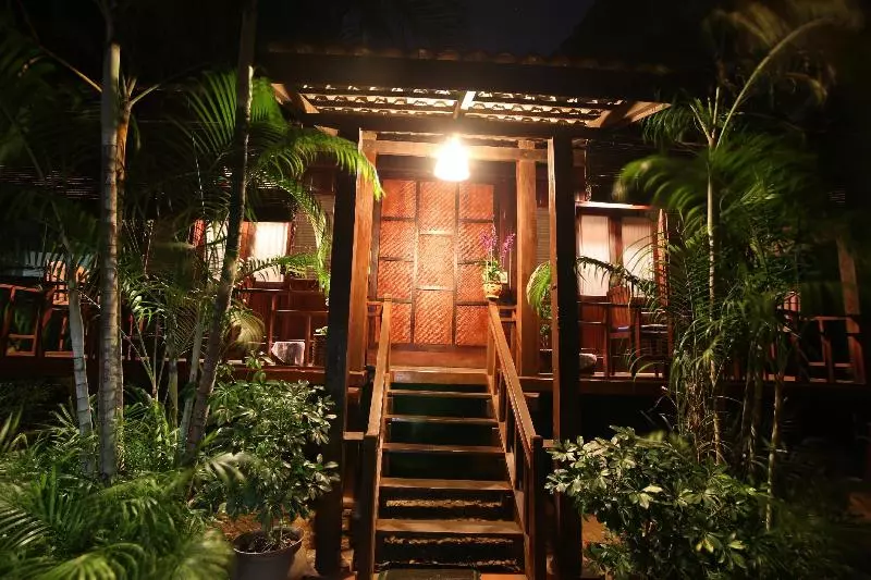 ホテル Sala Inpeng Bungalow