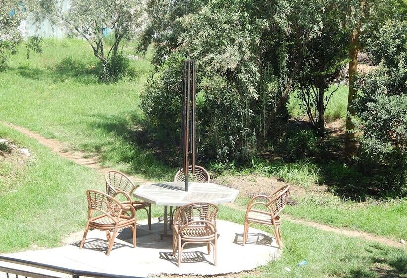 Lexingtone Hotel Narok Kenya