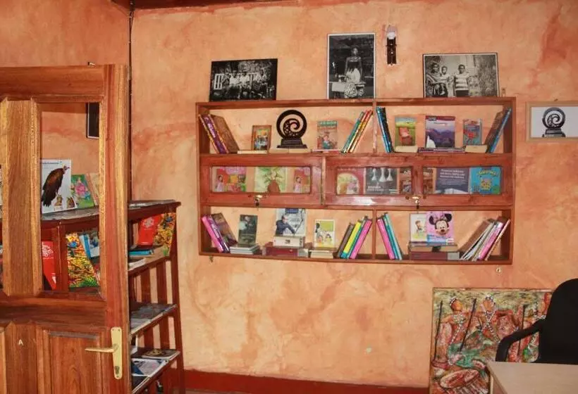 پانسیون Amahoro Guest House