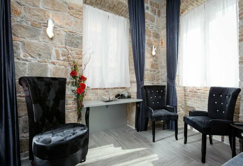 Pensiune Irini Luxury Rooms