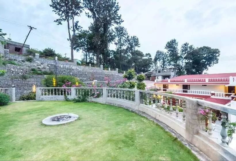 Summer House Resort