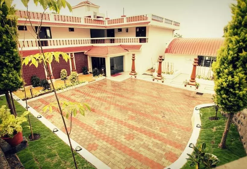 Summer House Resort